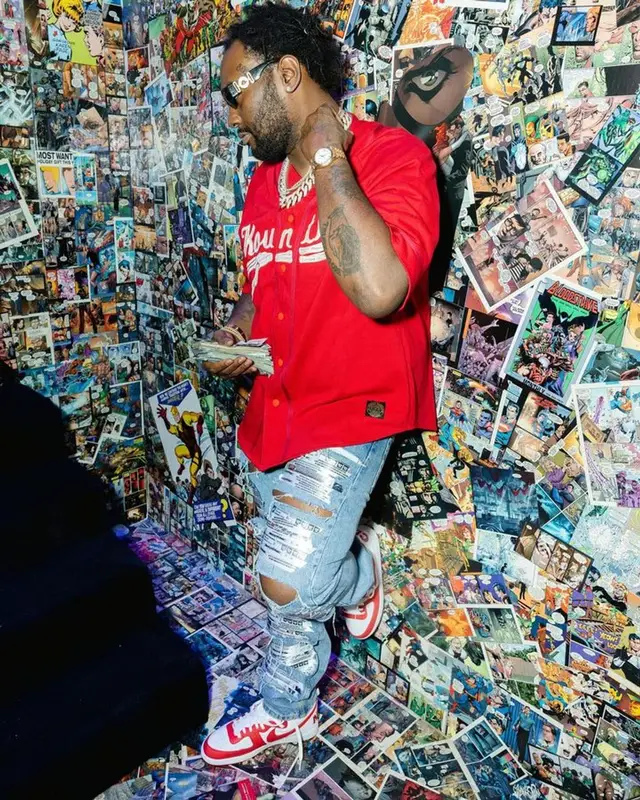 Peezy outfit in Kapital, coucou bebe75018, and Versace, 2023