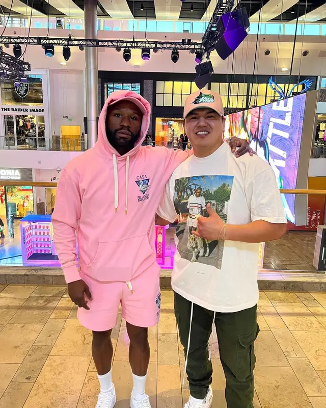Floyd Mayweather outfit in Casablanca and Nike, 2023