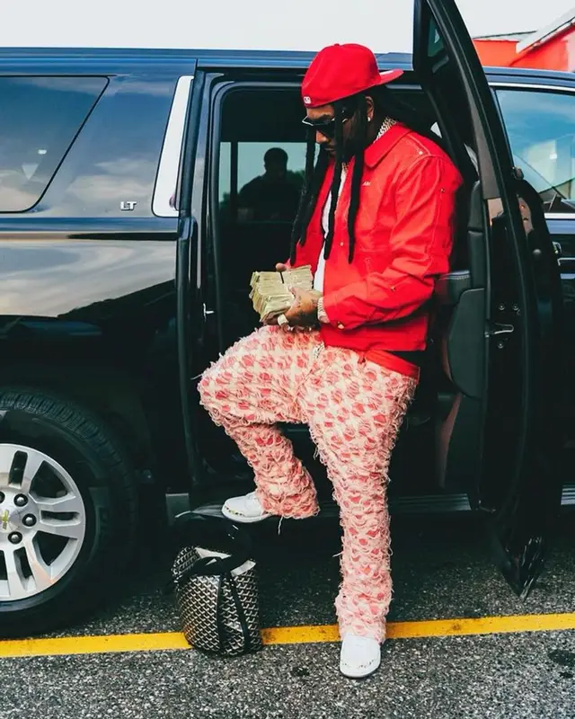 Icewear Vezzo outfit in Advisory Board Crystals, Valabasas, and Versace, 2023