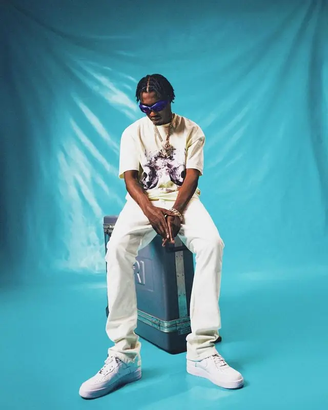 Lil Tjay outfit in BooHooMan, Supreme, and Bottega Veneta, 2023