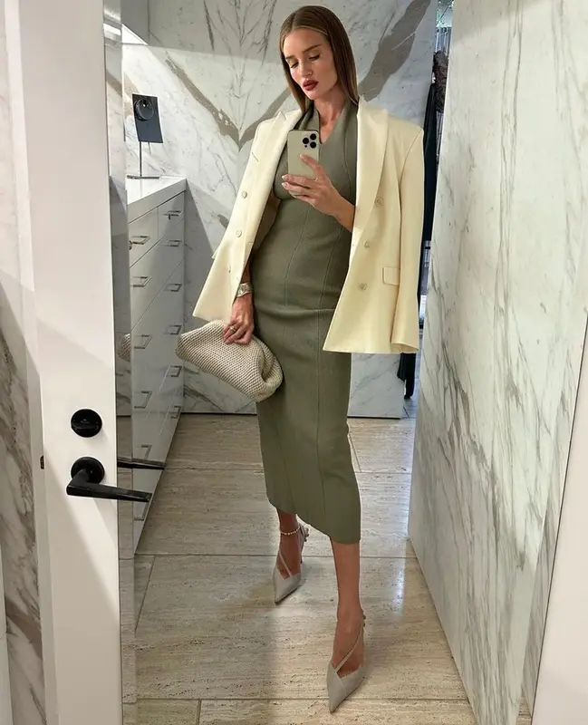 Rosie Huntington-Whiteley outfit in Wardrobe.NYC, Bottega Veneta, and Khaite, 2023