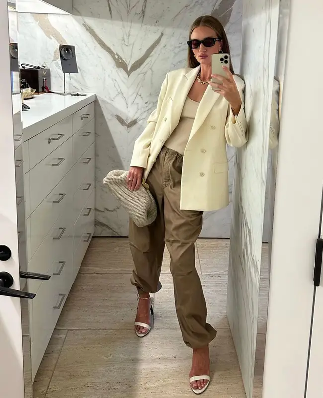 Rosie Huntington-Whiteley outfit in Wardrobe.NYC, Bottega Veneta, and Jacques Marie Mage, 2023