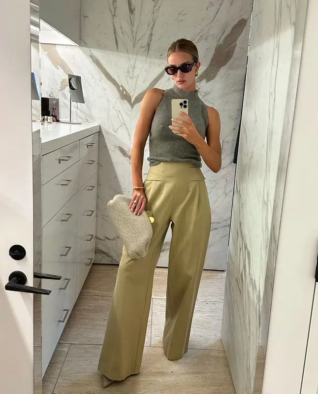 Rosie Huntington-Whiteley outfit in The Row, Bottega Veneta, and Jacques Marie Mage, 2023