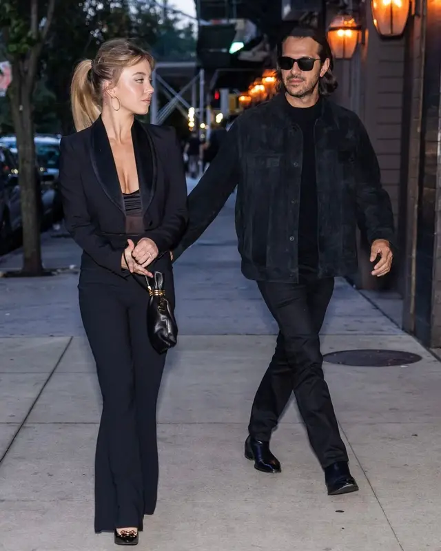 Sydney Sweeney outfit in Saint Laurent, 2023