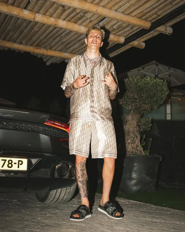 Alejandro Garnacho outfit in Dior, 2023