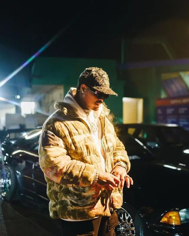 Xavier Wulf outfit in NMB, 2023