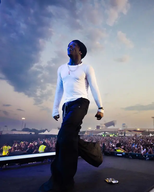 Lil Uzi Vert outfit in Rick Owens and Balenciaga, 2023
