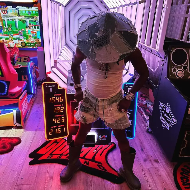 Chief Keef outfit in Hanes, Gallery Dept., and Balenciaga, 2023