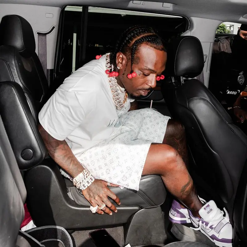 Sauce Walka outfit in Louis Vuitton, 2023
