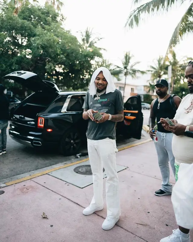 G Herbo outfit in Gallery Dept. and Nike, 2023