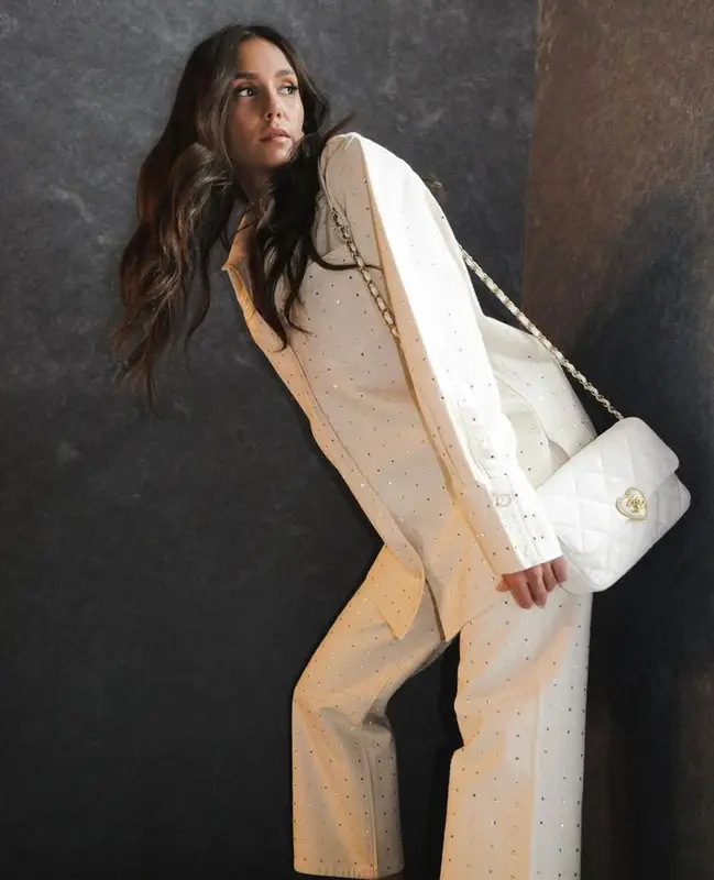 Nina Dobrev outfit in Frame and Chanel, 2023