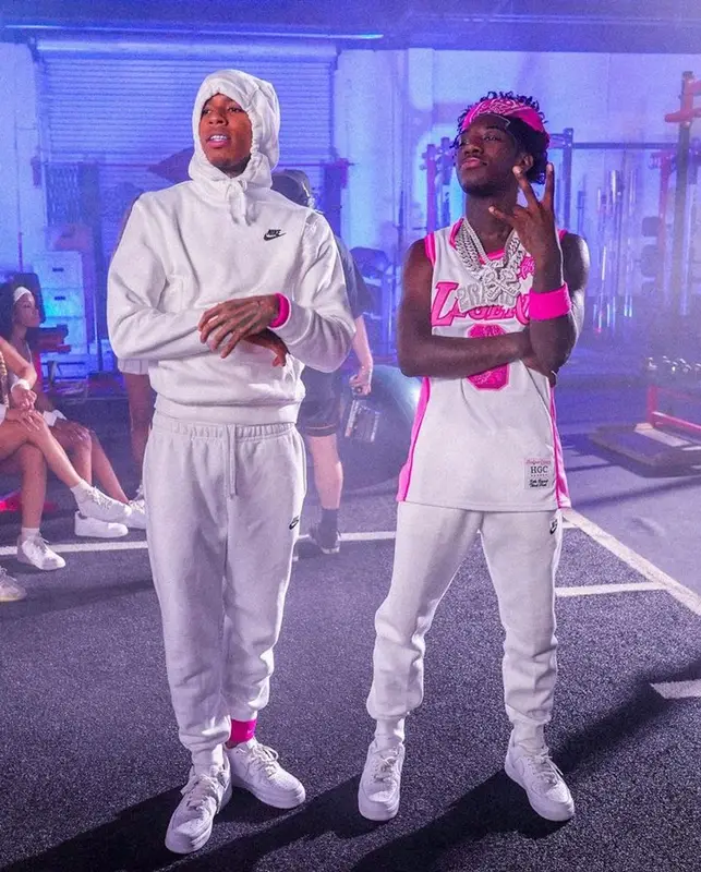 NLE Choppa outfit in Nike, 2023