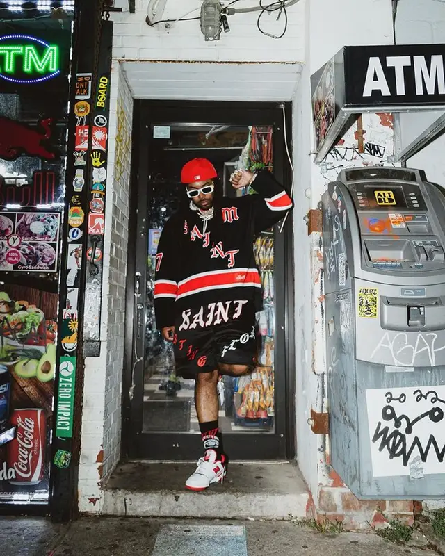 Icewear Vezzo outfit in Saint Michael, New Balance, and New Era, 2023