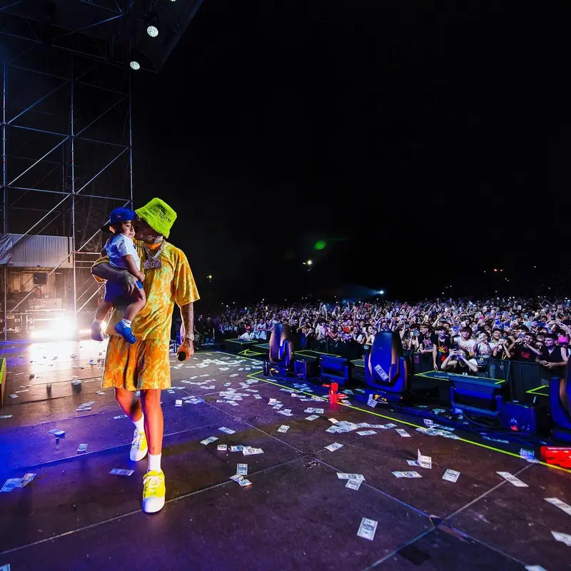 Sfera Ebbasta outfit in No Vacancy Inn and Marni, 2023