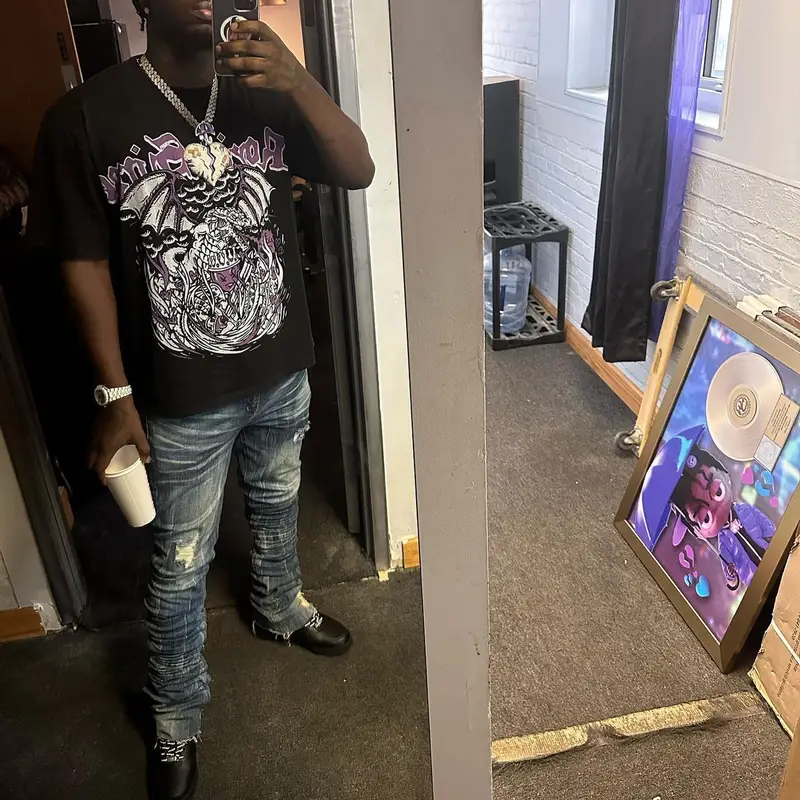 Sleepy Hallow outfit in Royal Surge, Supreme, and Cartier, 2023