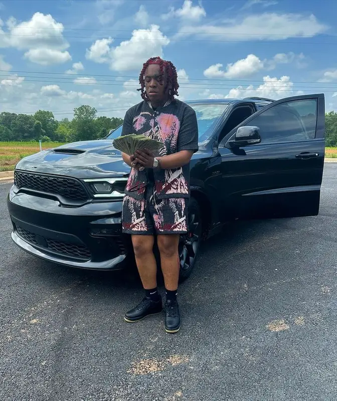 Lil Gotit outfit in Valabasas and Nike, 2023