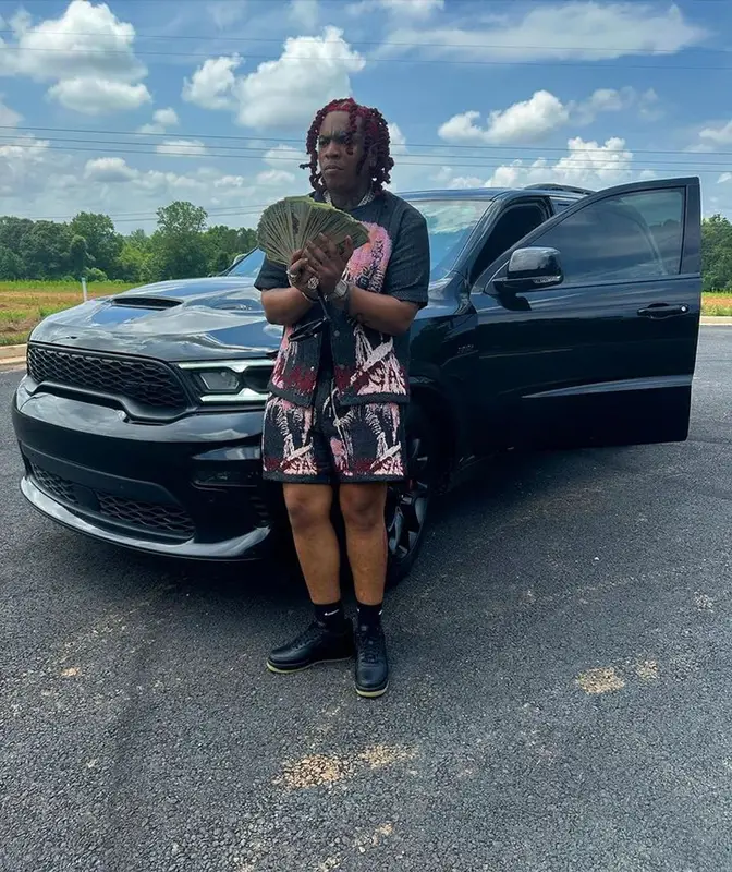 Lil Gotit outfit in Valabasas and Nike, 2023