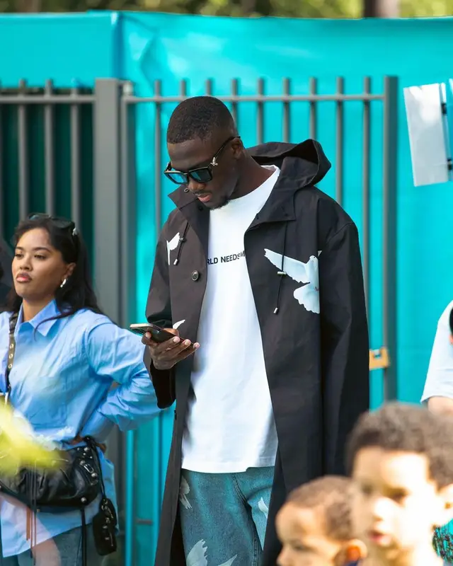 Ibrahima Konate outfit in 3.Paradis, 2023