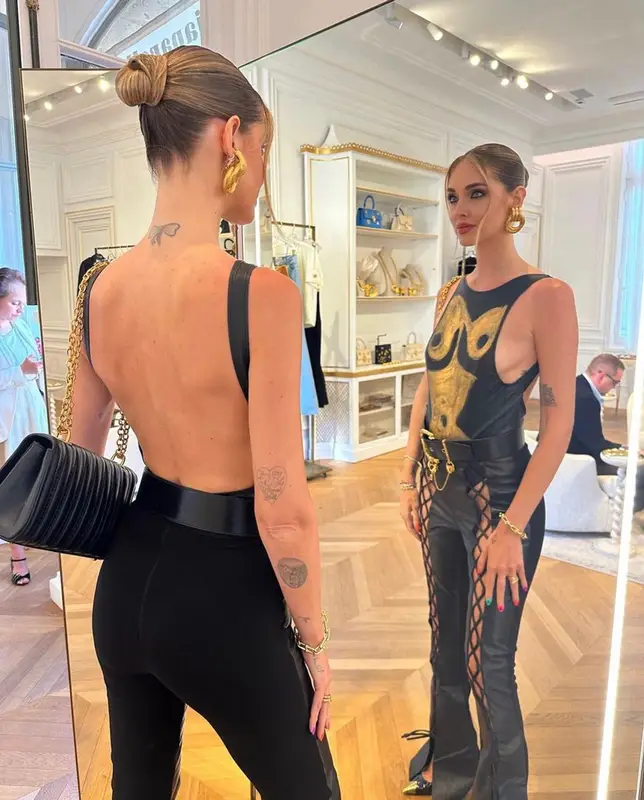 Chiara Ferragni outfit in Schiaparelli and Saint Laurent, 2023