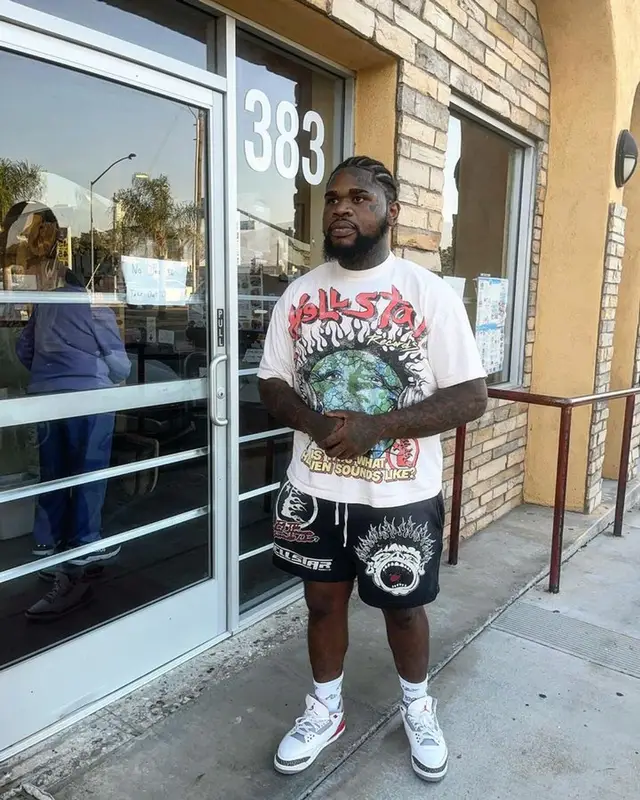 Fat Boy outfit in Hellstar and Jordan, 2023