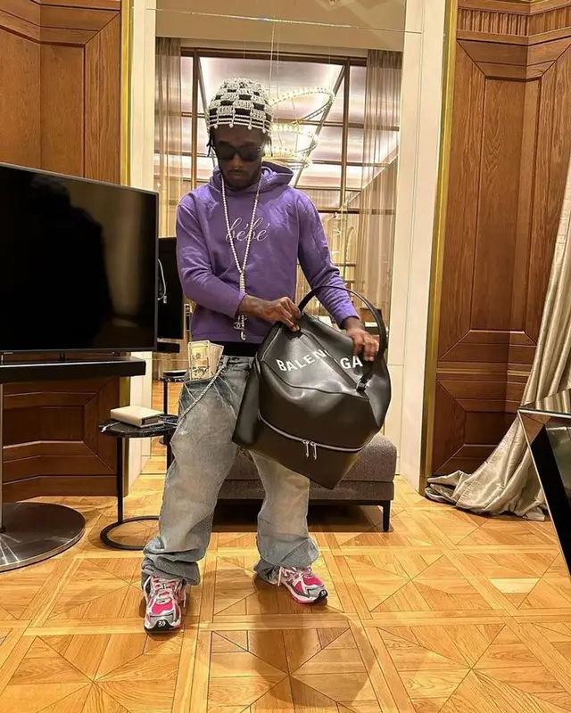 Lil Uzi Vert outfit in Balenciaga and Ray-Ban, 2023