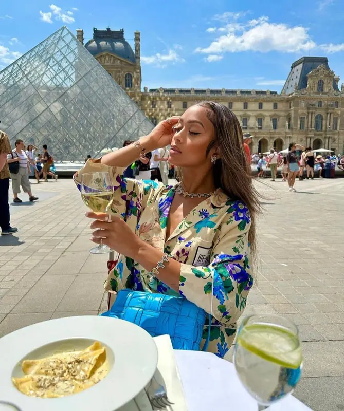 Jilly Anais outfit in Off-White and Bottega Veneta, 2023