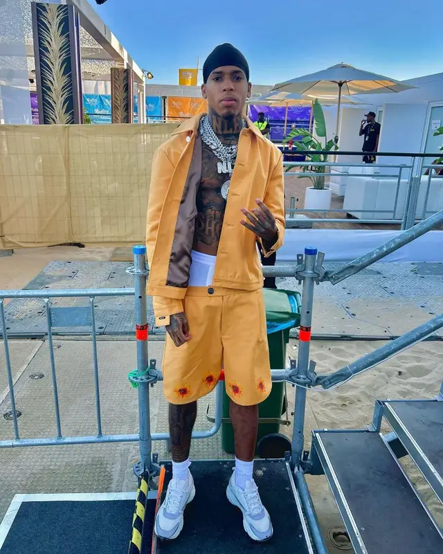 NLE Choppa outfit in Jimi Palais, Dior, and Alfani, 2023