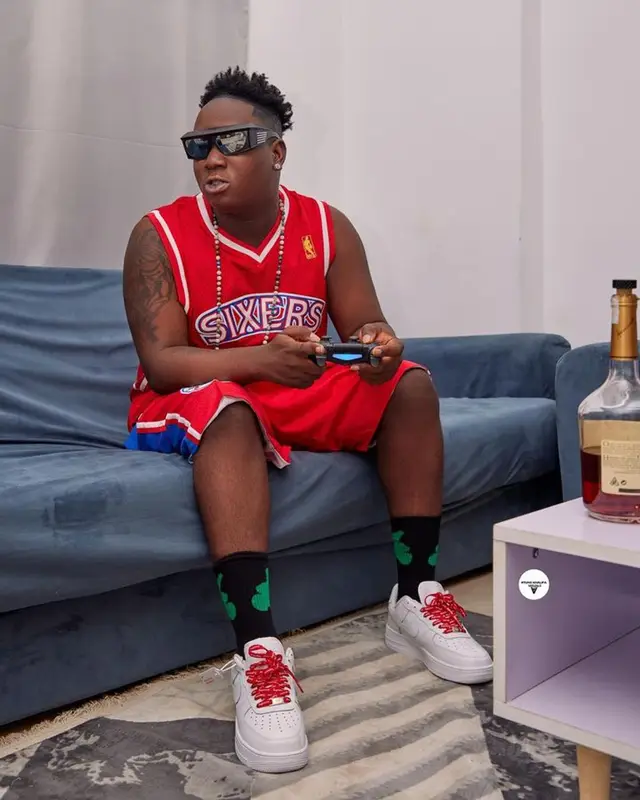 T.I Blaze outfit in Philadelphia 76ers Merch, Supreme, and Nike, 2023