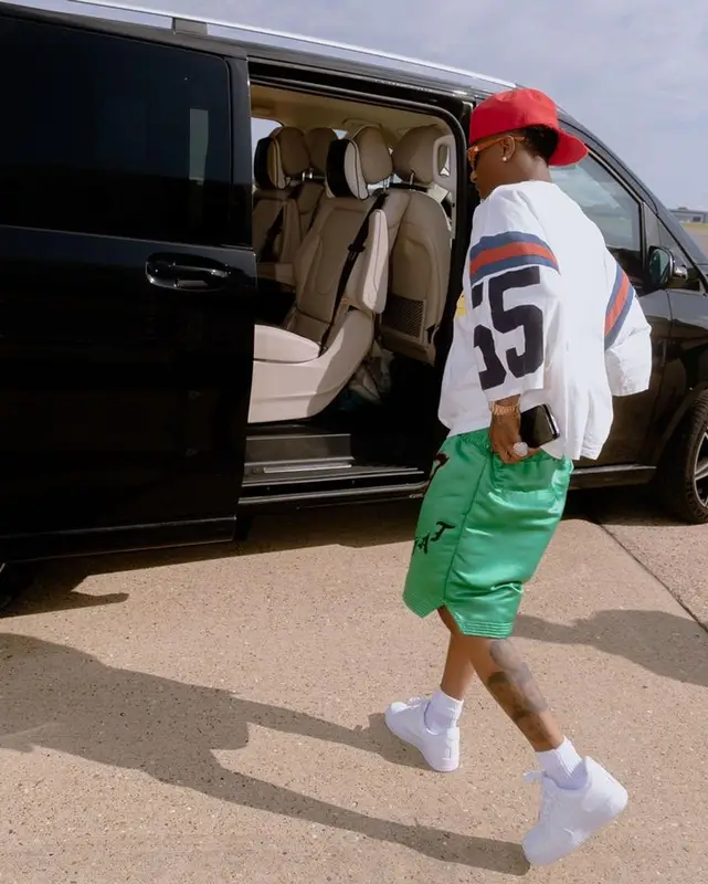 Wizkid outfit in Kapital, Nike, and Bottega Veneta, 2023