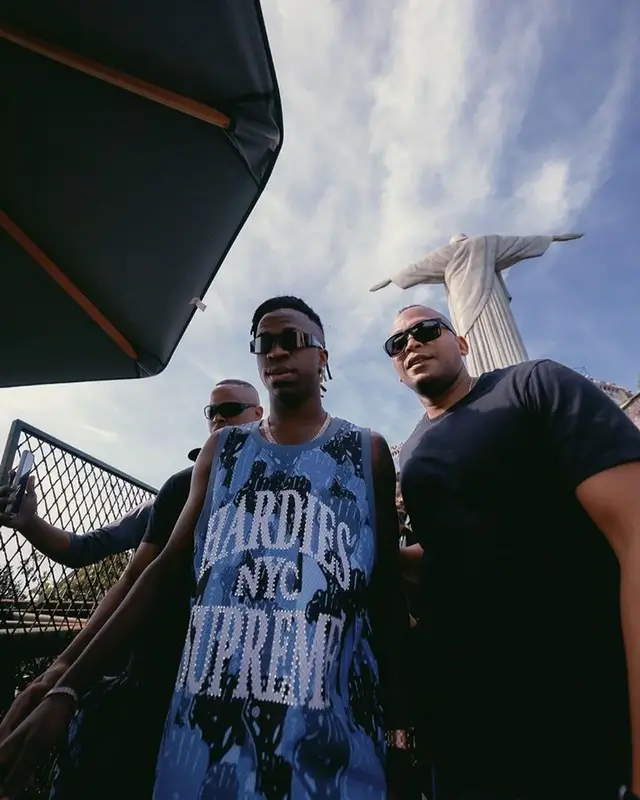 Vinicius Jr outfit in Supreme, Louis Vuitton, and Balenciaga, 2023