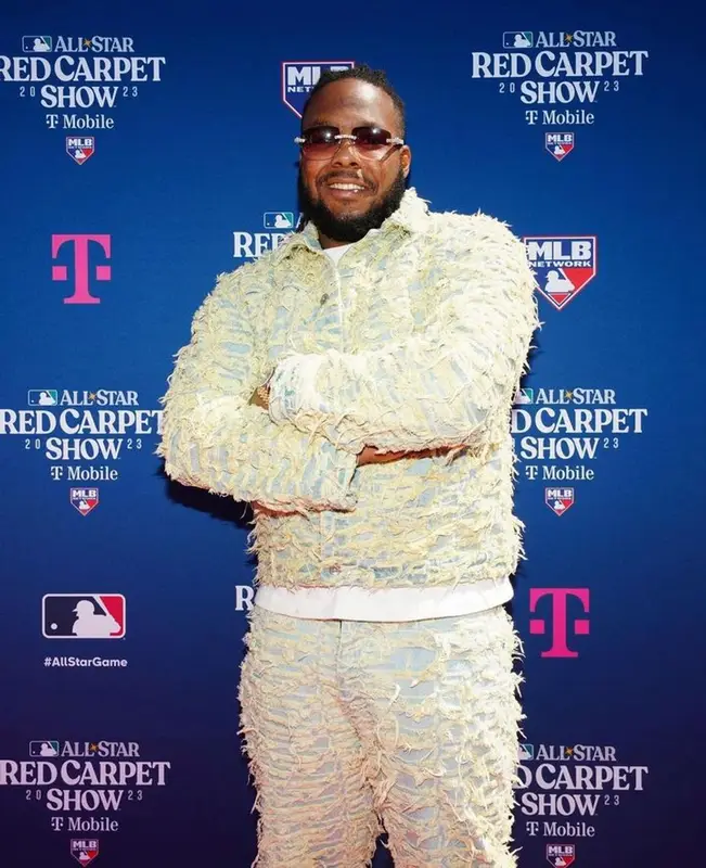 Vladimir Guerrero Jr outfit in Who Decides War and Nike, 2023