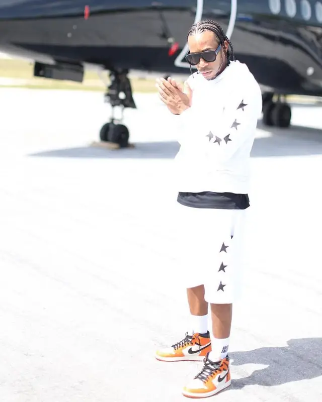 Ludacris outfit in Golden Goose, Nike, and Gucci, 2023