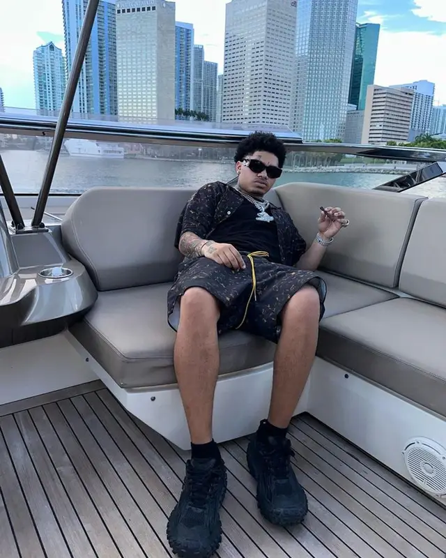 No Cap outfit in Rhude, Balenciaga, and Casablanca, 2023
