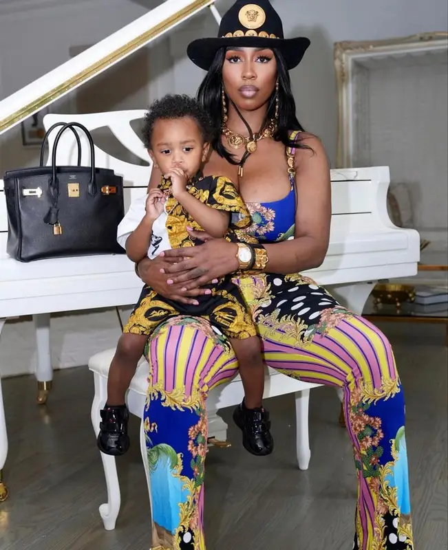 Kash Doll outfit in Hermes and Versace, 2023
