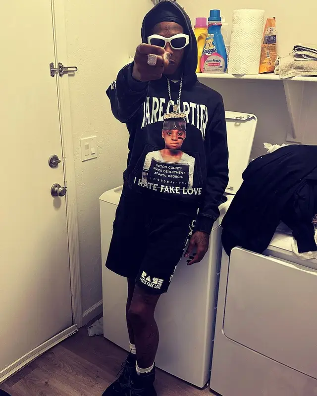 Famous Dex outfit in Rare Cartier, Dr. Martens, and Bottega Veneta, 2023
