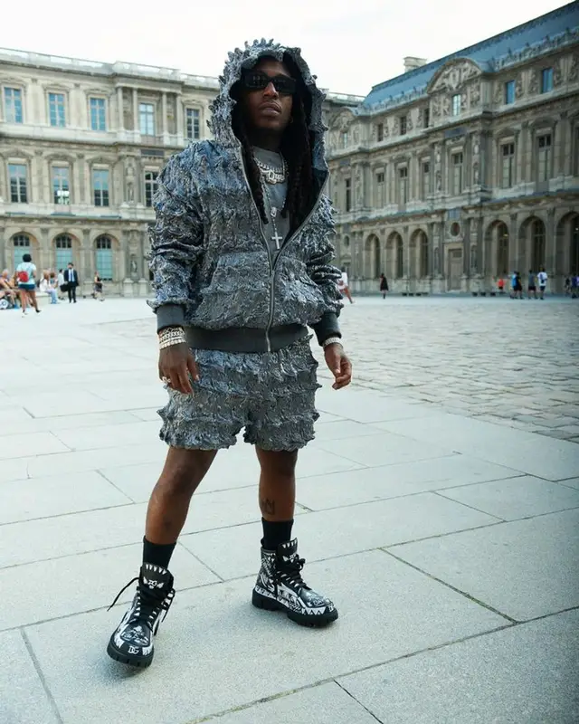 Jacquees outfit in Marc Jacques Burton and Dolce & Gabbana, 2023