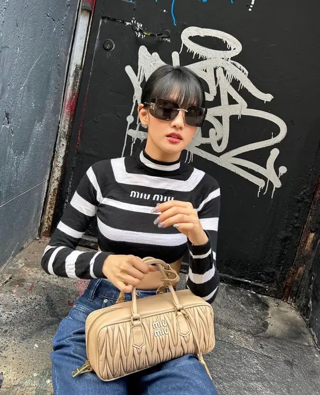 Minnie outfit in Miu Miu, 2023