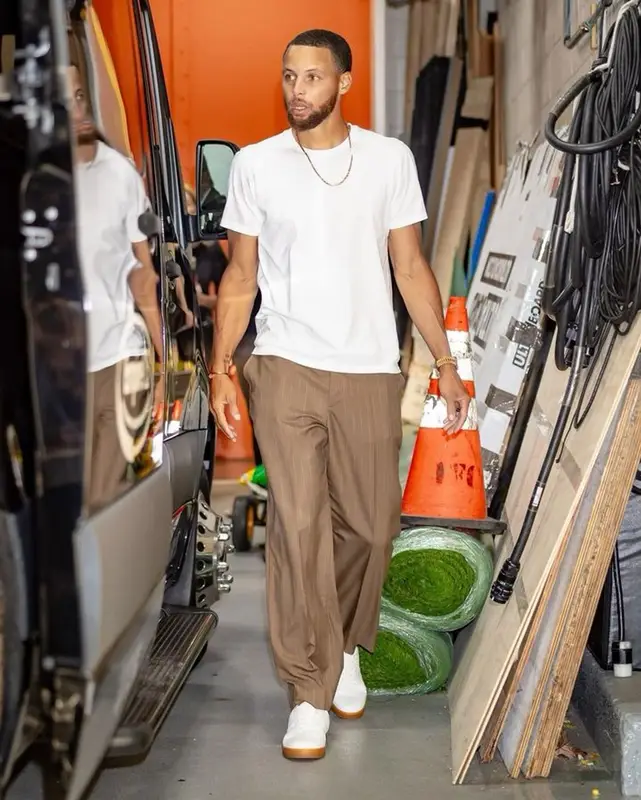 Stephen Curry outfit in The Row, Second/Layer, and Celine, 2023