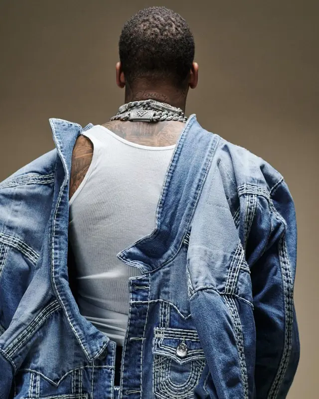 NLE Choppa outfit in True Religion and Nike, 2023
