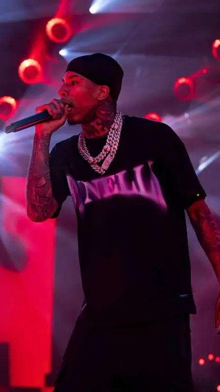 NLE Choppa outfit in Finelli, 2023