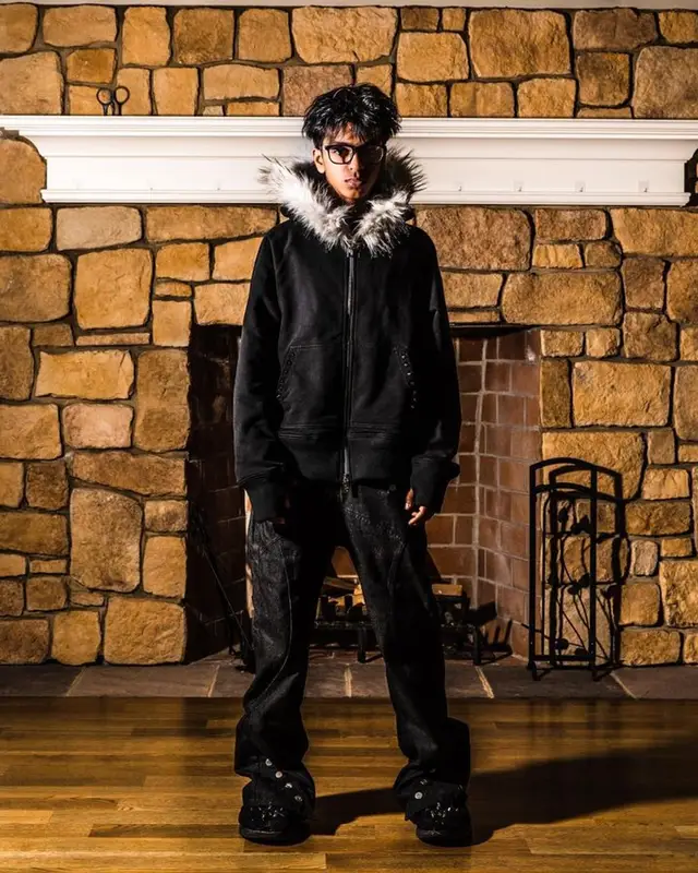 Yung Fazo outfit in Corrupt Kid, 2023