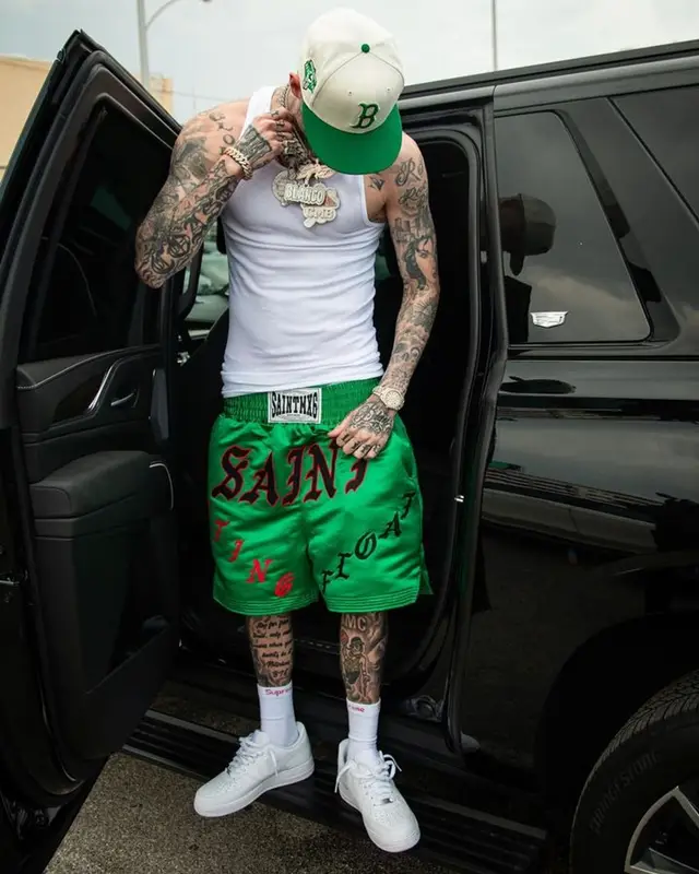 Millyz outfit in Nike, Supreme, and Hanes, 2023