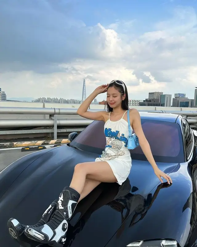 Kim Jennie outfit in Maison Margiela, Gentle Monster, and ERL, 2023