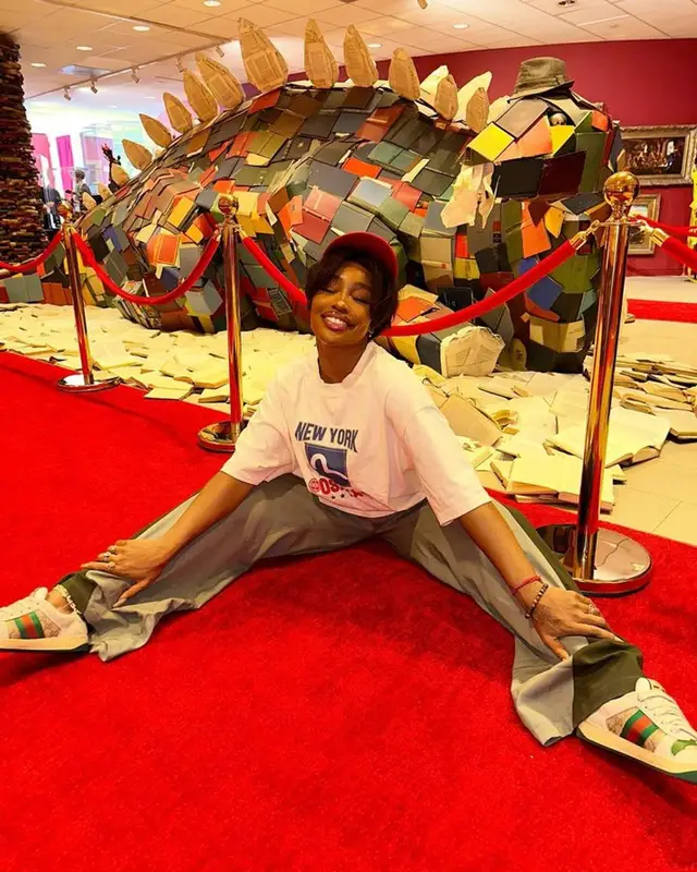 SZA outfit in Evisu, San San Gear, and Gucci, 2023