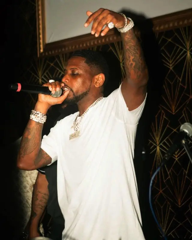 Fabolous outfit in Hanes, Who Decides War, and Nike, 2023