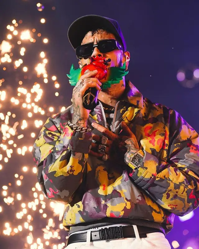 Anuel AA outfit in Dior and Amiri, 2023
