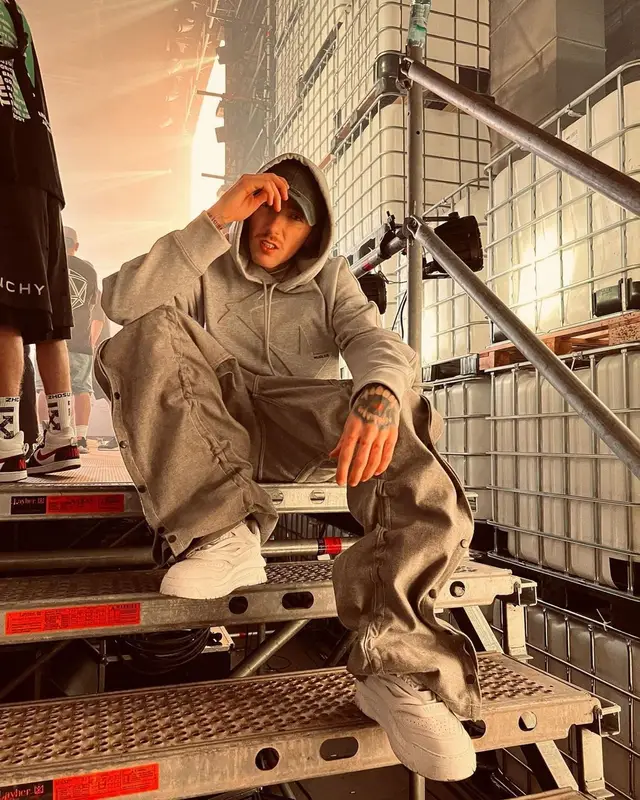 Robii Tussin outfit in Vidin Was Taken, 2023
