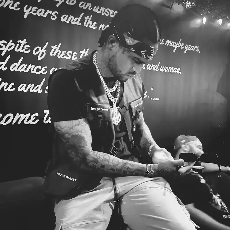 Dave East outfit in Les Patrons, 2023