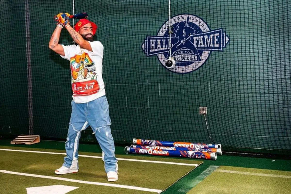 Arcangel outfit in Market, Jordan, and Kangol, 2023