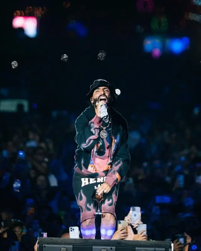 Arcangel outfit in Nike, Heron Preston, and Concepts, 2023